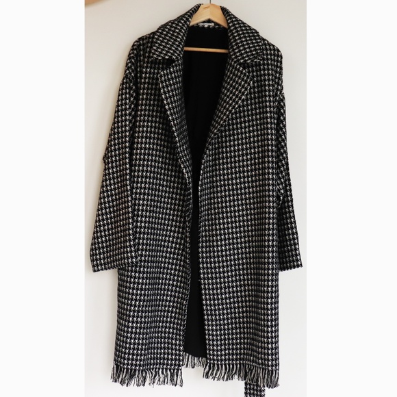 NWT Tularosa Heidi Coat Ivory Houndstooth Medium - Picture 5 of 8